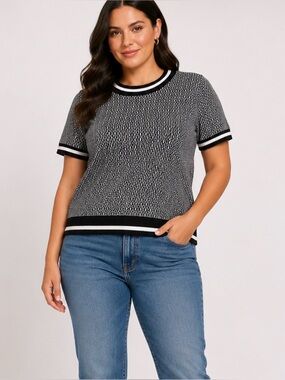 Adrianna Papell Black and White Short Sleeve Knit Top